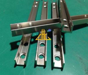 Aluminju CNC Punching Partijiet